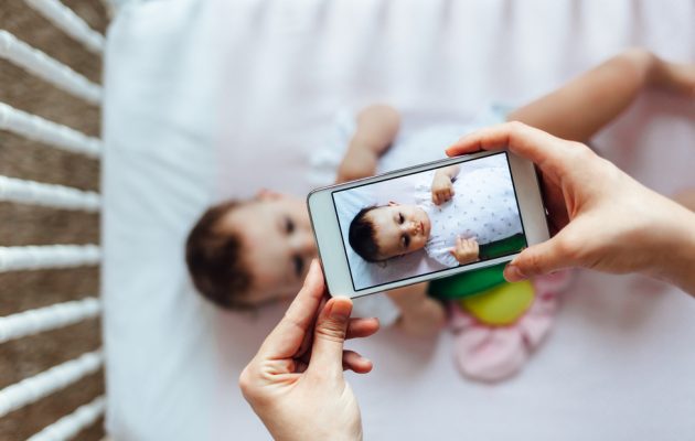 Ce pericole pot să apară când publicăm fotografiile copiilor pe net - revistamargot.ro