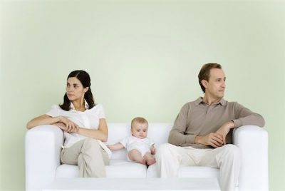 Cum să gestionați creșterea unui copil, după un divorț dificil - RevistaMargot.ro