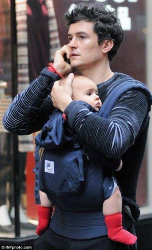 Bărbații adevărați își poartă bebelușii - revistamargot.ro